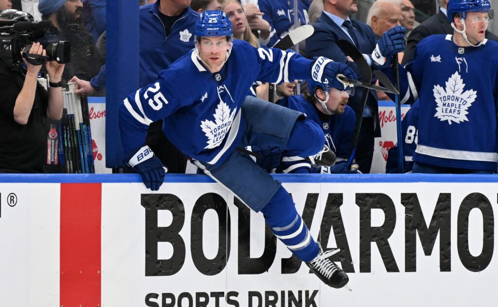 Toronto Maple Leafs Brandon Carlo